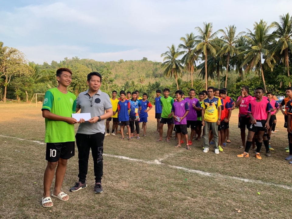 พิธีปิดโครงการแข่งขันกีฬาฟุตบอลหล่อยูงลีก ประจำปีงบประมาณ 2563 ในวันที่ 17 มีนาคม 2563